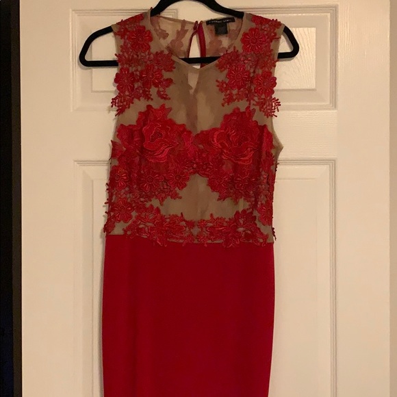 Red Lace Gown - Picture 1 of 2
